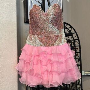 SHERRI HILL boutique mini-dress, size 10 (PLEASE READ for measurements)